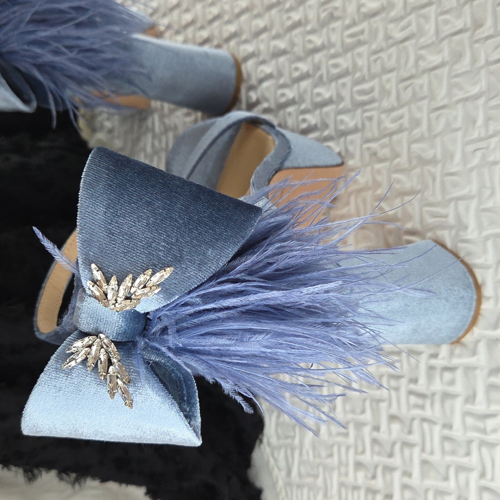 Antonio Melani Womans Powder Blue Platforms  9 Ostrich Feathers Leather Velvet - Picture 4 of 12
